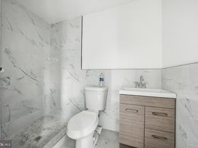 25 N Wycombe Avenue, Lansdowne PA 19050