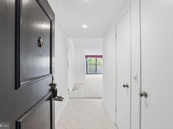 6101 Edsall Road 502, Alexandria VA 22304