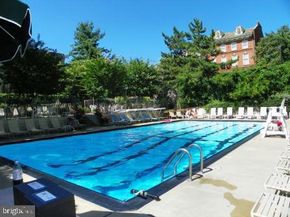 210 Locust Street 18FW, Philadelphia PA 19106