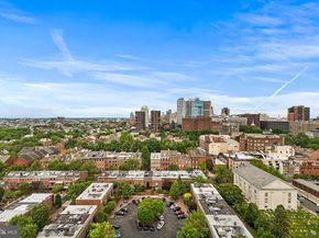 210 Locust Street 18FW, Philadelphia PA 19106