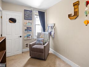 880 N Myrtlewood Street, Philadelphia PA 19130
