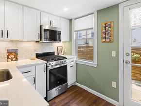 880 N Myrtlewood Street, Philadelphia PA 19130