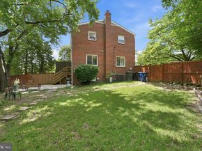 26 Underwood Place, Alexandria VA 22304