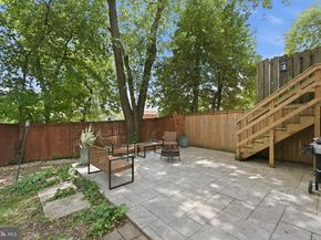26 Underwood Place, Alexandria VA 22304