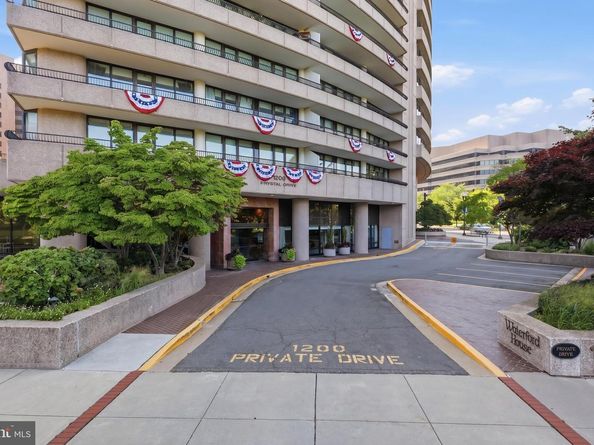 1200 Crystal Drive 1311, Arlington VA 22202