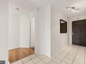 2018 Walnut Street 5B, Philadelphia PA 19103