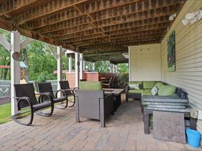 2780 Honeysuckle Lane, Huntingdon Valley PA 19006