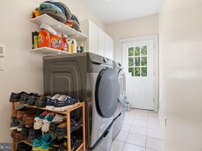 2780 Honeysuckle Lane, Huntingdon Valley PA 19006