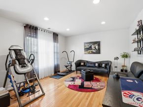 2780 Honeysuckle Lane, Huntingdon Valley PA 19006