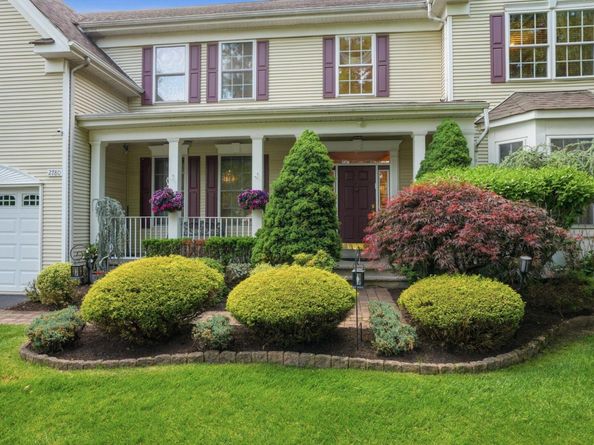 2780 Honeysuckle Lane, Huntingdon Valley PA 19006
