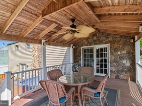 817 Worthington Drive, Warminster PA 18974