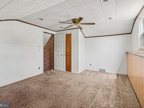 817 Worthington Drive, Warminster PA 18974