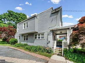 4001 Vernon Road, Drexel Hill PA 19026