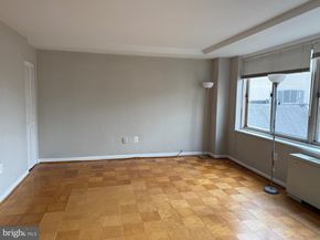 922 24TH Street NW 412, Washington DC 20037