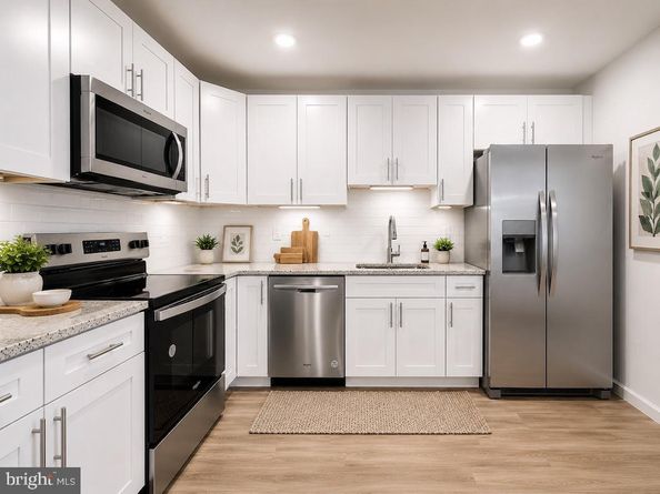 913 N 43rd Street, Philadelphia PA 19104