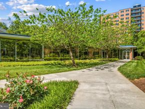 4201 Cathedral Avenue NW 220E, Washington DC 20016