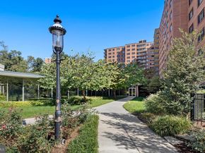 4201 Cathedral Avenue NW 220E, Washington DC 20016