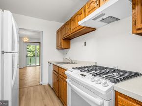 4201 Cathedral Avenue NW 220E, Washington DC 20016