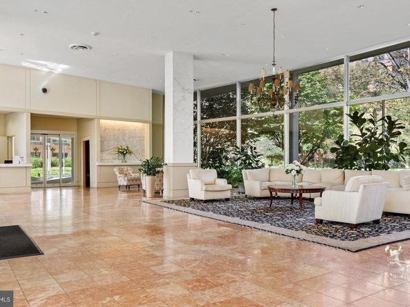 4201 Cathedral Avenue NW 220E, Washington DC 20016