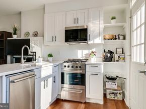 409 Constitution Avenue NE, Washington DC 20002