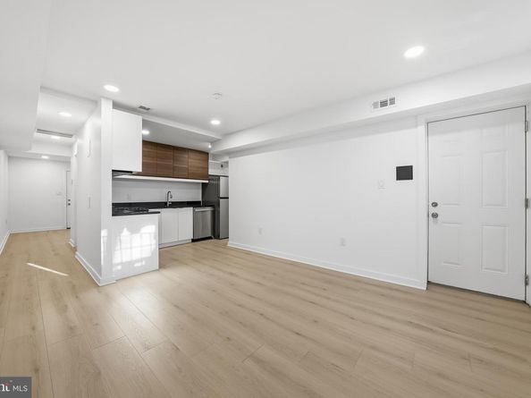 302 Oklahoma Avenue NE 101, Washington DC 20002