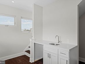 934 N 29TH Street, Philadelphia PA 19130