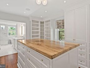 9 Norman Lane, Philadelphia PA 19118