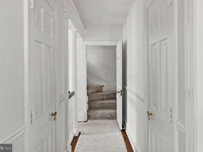 9 Norman Lane, Philadelphia PA 19118