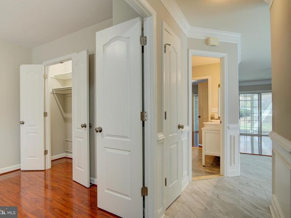 6908 Fairfax Drive 100, Arlington VA 22213