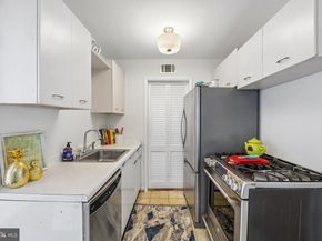 31 S Edison Street, Arlington VA 22204