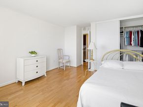 604 S Washington Square S 3007, Philadelphia PA 19106
