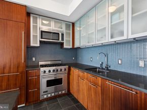 1414 S Penn Square 17D, Philadelphia PA 19102