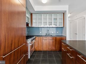 1414 S Penn Square 17D, Philadelphia PA 19102