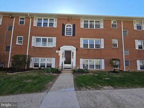 806 South Avenue E9, Secane PA 19018