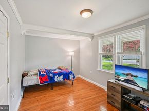 530 Avenue Avenue E, Feasterville Trevose PA 19053