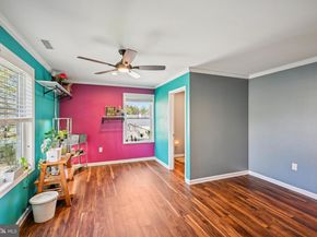 530 Avenue Avenue E, Feasterville Trevose PA 19053