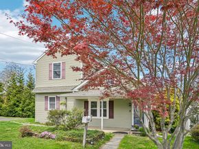 530 Avenue Avenue E, Feasterville Trevose PA 19053