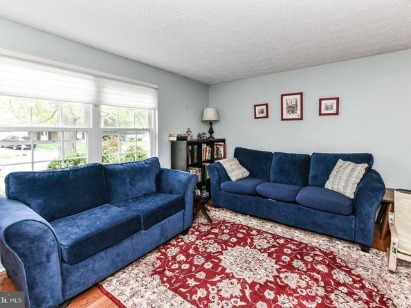 1721 Whitewood Lane, Herndon VA 20170