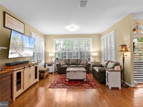5259 Cozy Glen Lane, Alexandria VA 22312