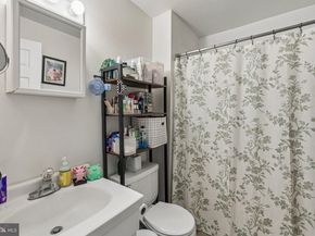 321 N 19TH Street, Philadelphia PA 19103