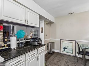 321 N 19TH Street, Philadelphia PA 19103