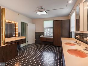 1211 E Butler Pike, Ambler PA 19002