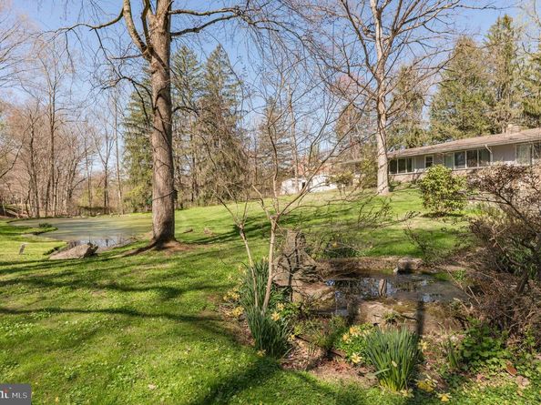 1211 E Butler Pike, Ambler PA 19002