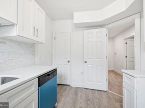 1827 W Cheltenham Avenue, Elkins Park PA 19027
