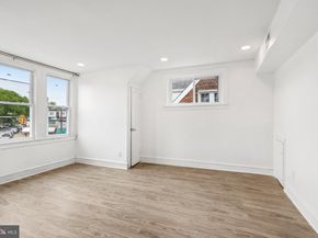 1827 W Cheltenham Avenue, Elkins Park PA 19027