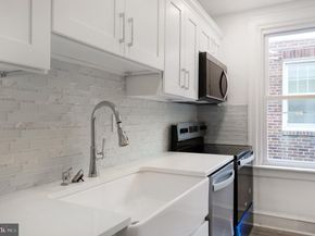 1827 W Cheltenham Avenue, Elkins Park PA 19027