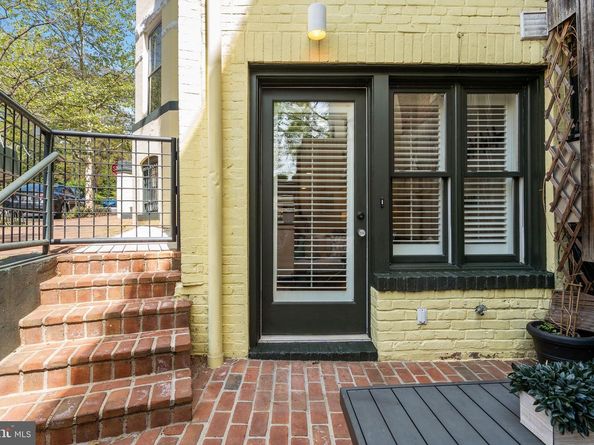 1531 31st Street NW 1, Washington DC 20007