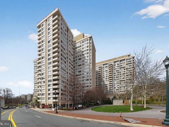 4515 Willard Avenue 708S, Chevy Chase MD 20815