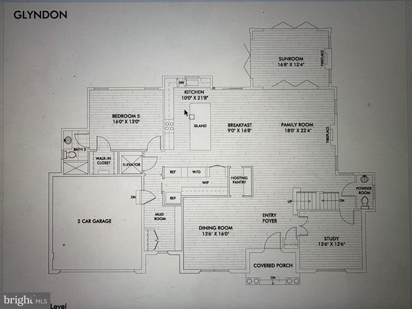 922 Glyndon Street SE, Vienna VA 22180