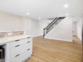 3609 Essex Lane, Philadelphia PA 19114
